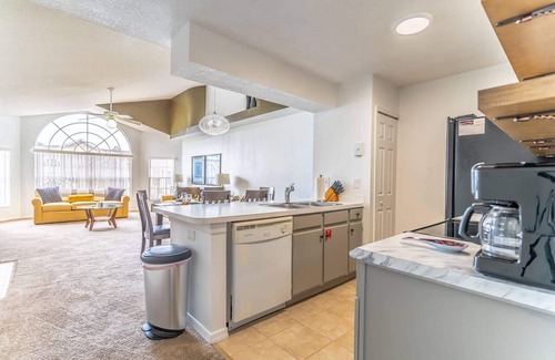 Campbell Condo | 20% off 5 Nights or Longer in Orlando