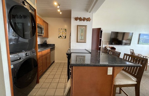 Kihei Condo | 20%off 7days! Ocean View Top Floor, Steps from Beach, AC all rooms, Pool, Tennis