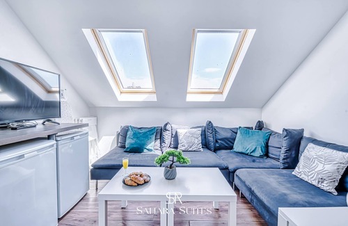 Southsea House | 20% OFF | Monthly Stays | Spacious 6 Bed | Parking