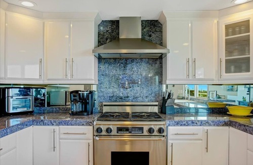 Ventura House | 20% Off Sept Ocean Views & Great Reviews W/Hot Tub