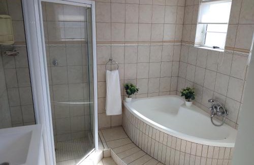 Vineta House | 20 on Beach Road