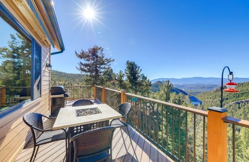 Conifer Mountain and Meadows House | 204 m² House ∙ 3 bedrooms ∙ 6 guests