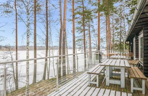 Salo Other | 200 m² Accommodation ∙ 3 bedrooms ∙ 8 guests