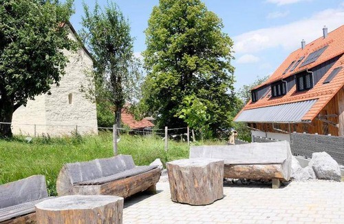 Neuravensburg Apartment | 200 m² Apartment ∙ 3 bedrooms ∙ 8 guests