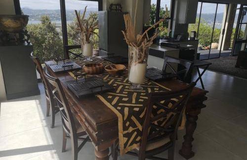 Lake Brenton Apartment | 200 m² Apartment ∙ 2 bedrooms ∙ 4 guests