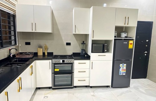Teshie Apartment | 200 m² Apartment ∙ 2 bedrooms ∙ 4 guests