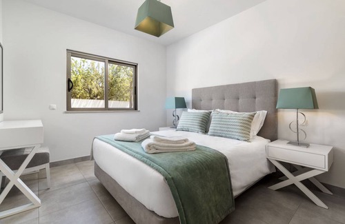 Vale de Parra Apartment | 200 m² Apartment ∙ 4 bedrooms ∙ 8 guests