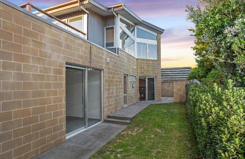 Port Fairy Apartment | 200 m² Apartment ∙ 3 bedrooms ∙ 6 guests