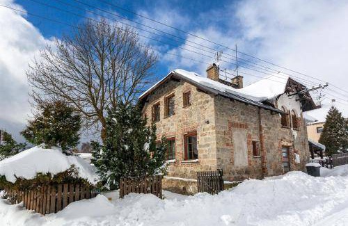 Abertamy Ski Chalet | 200 m² Chalet ∙ 5 bedrooms ∙ 19 guests