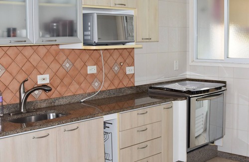 Vila Maia Apartment | 200 m2 - FRONT SEA-LOCAL FRONT/COND. SPLITS -2 PRIVATE GARAGES-