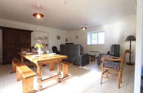 Amfreville House | 200 m² Gîte ∙ 4 bedrooms ∙ 9 guests