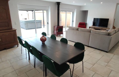 Villers-sur-Bar House | 200 m² Gîte ∙ 3 bedrooms ∙ 8 guests