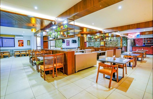 Rajgurunagar Hotel | 200 m² Hotel ∙ 3 guests