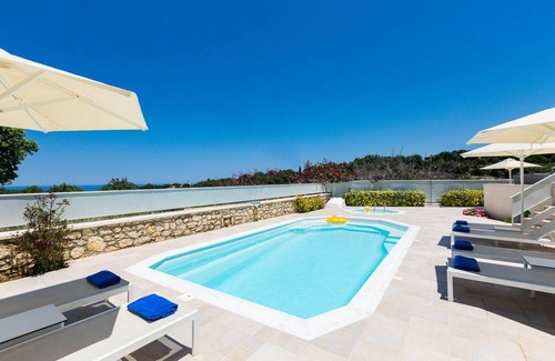 Atsipópoulon House | 200 m² House ∙ 4 bedrooms ∙ 9 guests