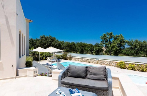 Atsipópoulon House | 200 m² House ∙ 4 bedrooms ∙ 9 guests