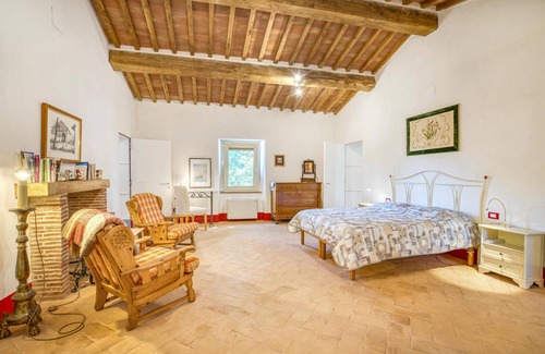 Massa Marittima House | 200 m² House ∙ 5 bedrooms ∙ 14 guests