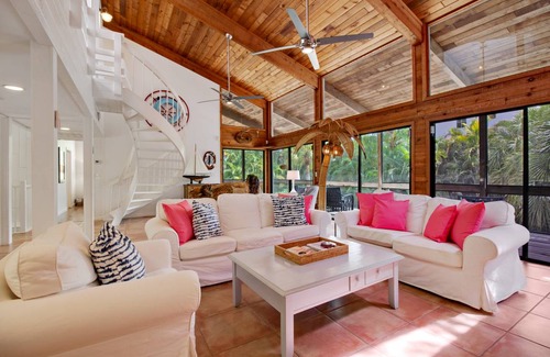 Anna Maria House | 200 m² House ∙ 3 bedrooms ∙ 6 guests