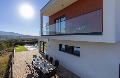 Krusvar House | 200 m² House ∙ 3 bedrooms ∙ 8 guests