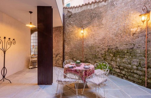 Claino Con Osteno House | 200 m² House ∙ 3 bedrooms ∙ 5 guests