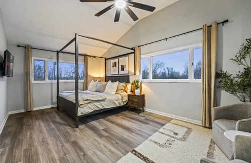 Oswego House | 200 m² House ∙ 3 bedrooms ∙ 6 guests