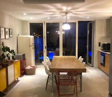 Ronse House | 200 m² House ∙ 3 bedrooms ∙ 6 guests