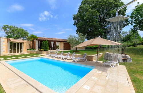 Beram House | 200 m² House ∙ 3 bedrooms ∙ 8 guests