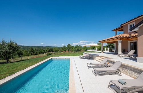 Beram House | 200 m² House ∙ 3 bedrooms ∙ 8 guests