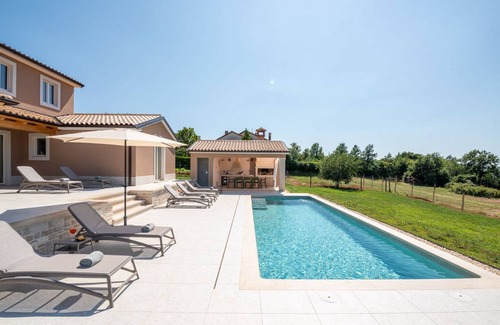 Beram House | 200 m² House ∙ 3 bedrooms ∙ 8 guests