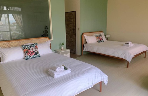 Dongshan House | 200 m² House ∙ 3 bedrooms ∙ 8 guests