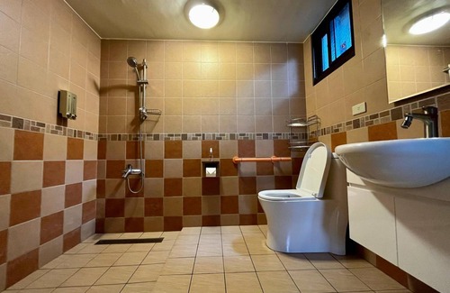 Dongshan House | 200 m² House ∙ 3 bedrooms ∙ 8 guests