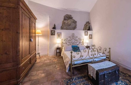 Bagnone House | 200 m² House ∙ 3 bedrooms ∙ 6 guests