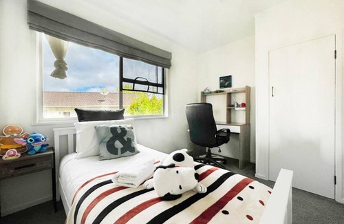 Glenfield House | 200 m² House ∙ 3 bedrooms ∙ 5 guests