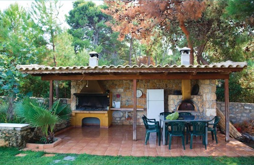 Kiparissia House | 200 m² House ∙ 4 bedrooms ∙ 8 guests