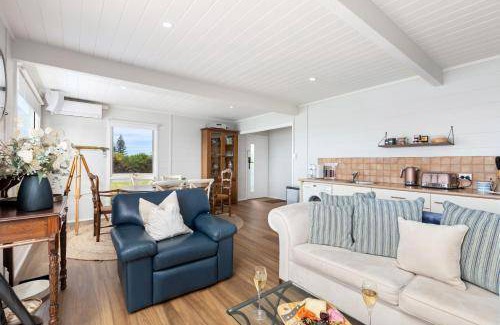 Rivoli Bay House | 200 m² House ∙ 4 bedrooms ∙ 10 guests