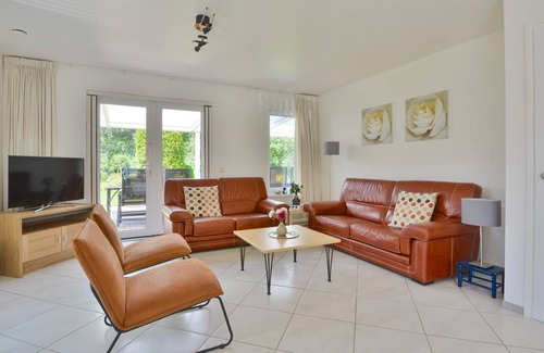 Zeewolde House | 200 m² House ∙ 4 bedrooms ∙ 8 guests