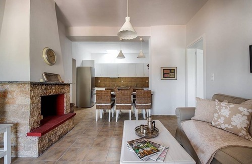 Lindos House | 200 m² House ∙ 4 bedrooms ∙ 8 guests