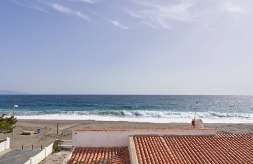 Calahonda House | 200 m² House ∙ 5 bedrooms ∙ 11 guests