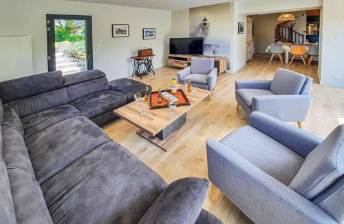 Kerlouet House | 200 m² House ∙ 5 bedrooms ∙ 10 guests