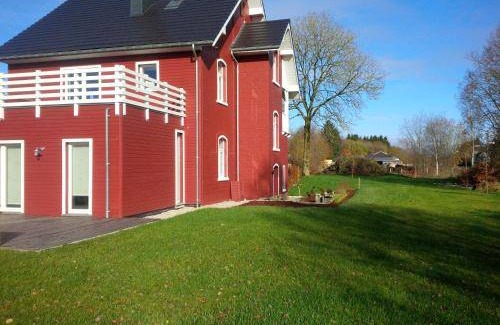 Sourbrodt House | 200 m² House ∙ 5 bedrooms ∙ 10 guests