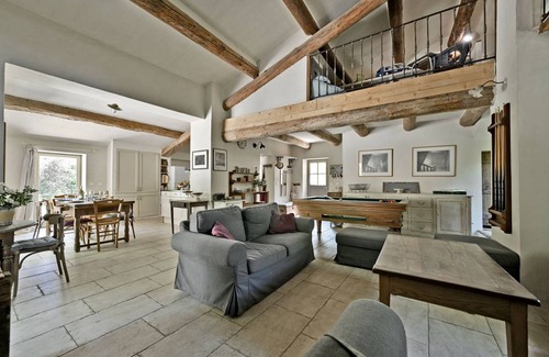 Barjac House | 200 m² House ∙ 5 bedrooms ∙ 15 guests
