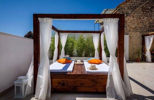 Donji Humac House | 200 m² House ∙ 6 bedrooms ∙ 12 guests