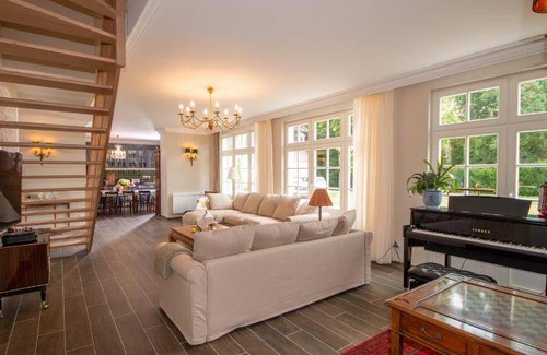 Azay-sur-Cher House | 200 m² House ∙ 4 bedrooms ∙ 10 guests