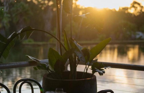 Lovedale Boat Rental | 200 m² Houseboat ∙ 2 bedrooms ∙ 12 guests