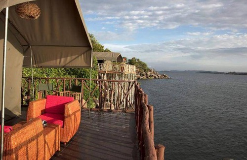 Mwanza Cabin | 200 m² Lodge ∙ 4 bedrooms ∙ 127 guests