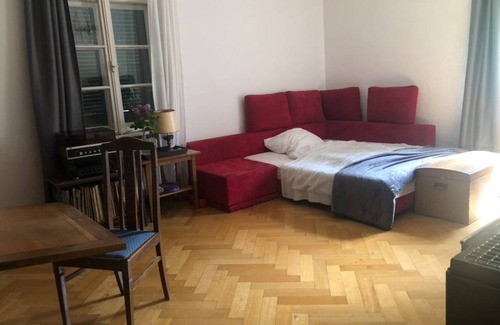 Munchner Freiheit Resort | 200 m² Private room ∙ 1 bedroom ∙ 1 guest