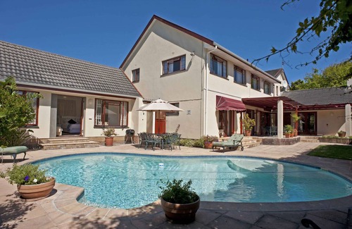 Constantia Resort | 200 m² Private room ∙ 1 bedroom ∙ 3 guests