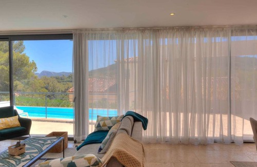 La Cadiere-d'Azur Villa | 200 m² Villa ∙ 4 bedrooms ∙ 8 guests
