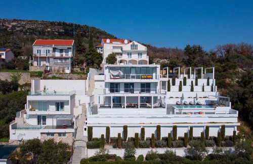 Orasac Villa | 200 m² Villa ∙ 2 bedrooms ∙ 4 guests