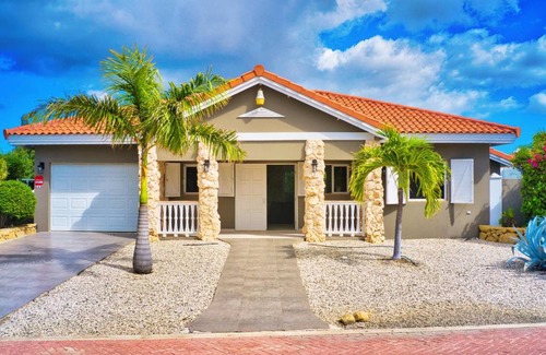 Washington Villa | 200 m² Villa ∙ 3 bedrooms ∙ 6 guests