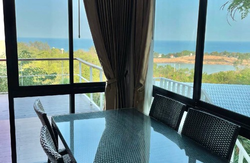 Sattahip Villa | 200 m² Villa ∙ 3 bedrooms ∙ 8 guests